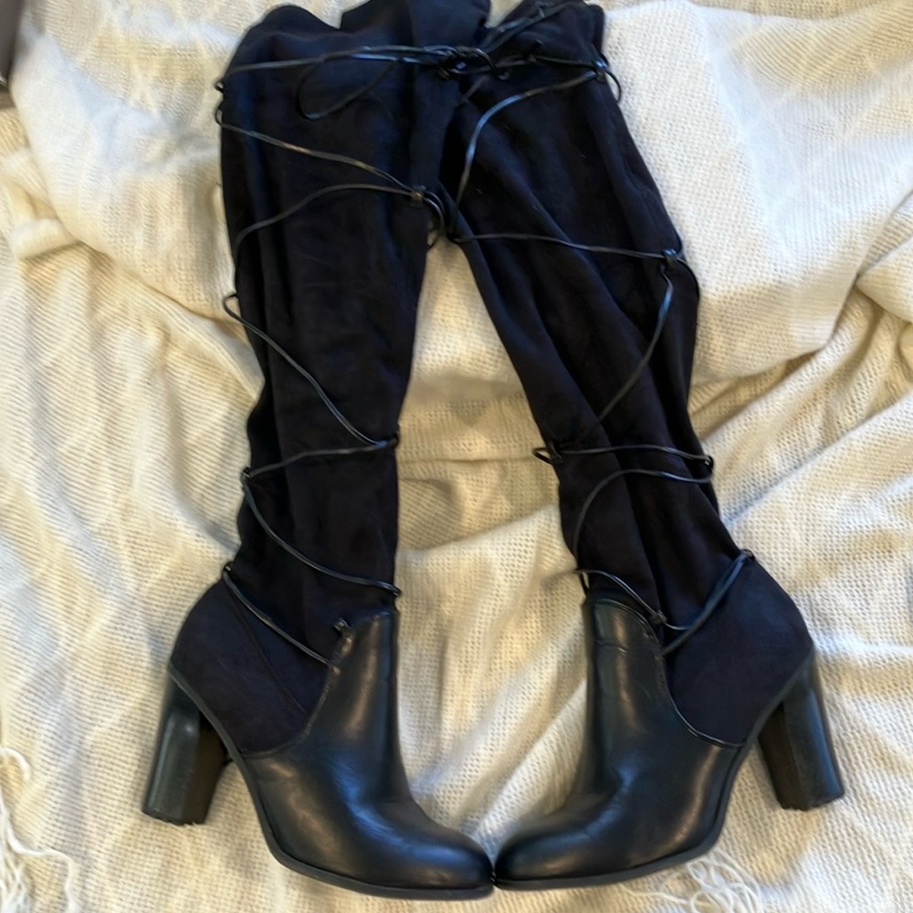 Rayne by Leila Stone Faux Black Suede Knee High Lace-Up Boots Size 9
